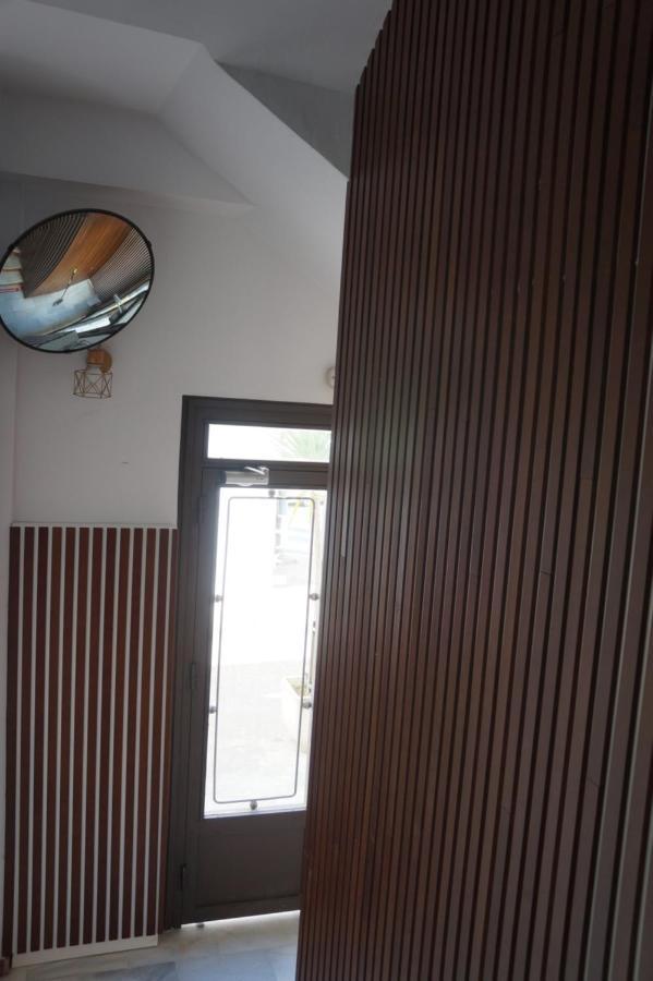 Hostal La Conilena Конил-де-ла-Фронтера Екстериор снимка